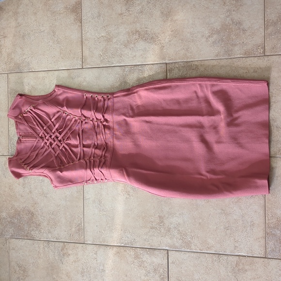 Dusty pink bodycon dress laced front - Picture 1 of 14